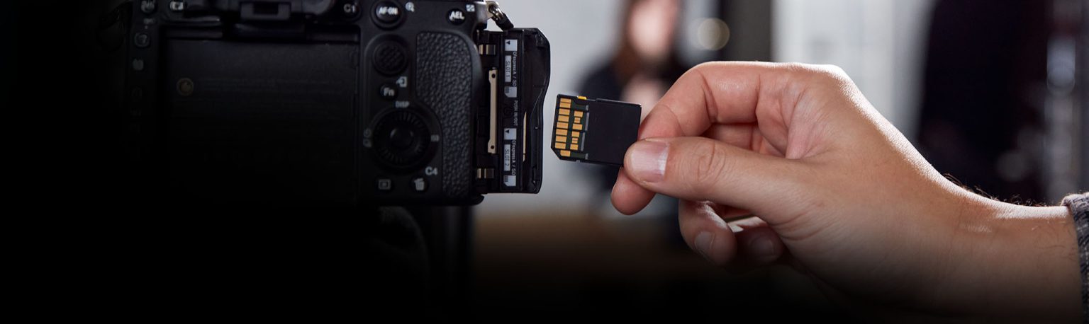 Thẻ nhớ Kingston SD Canvas React Plus V60 256GB